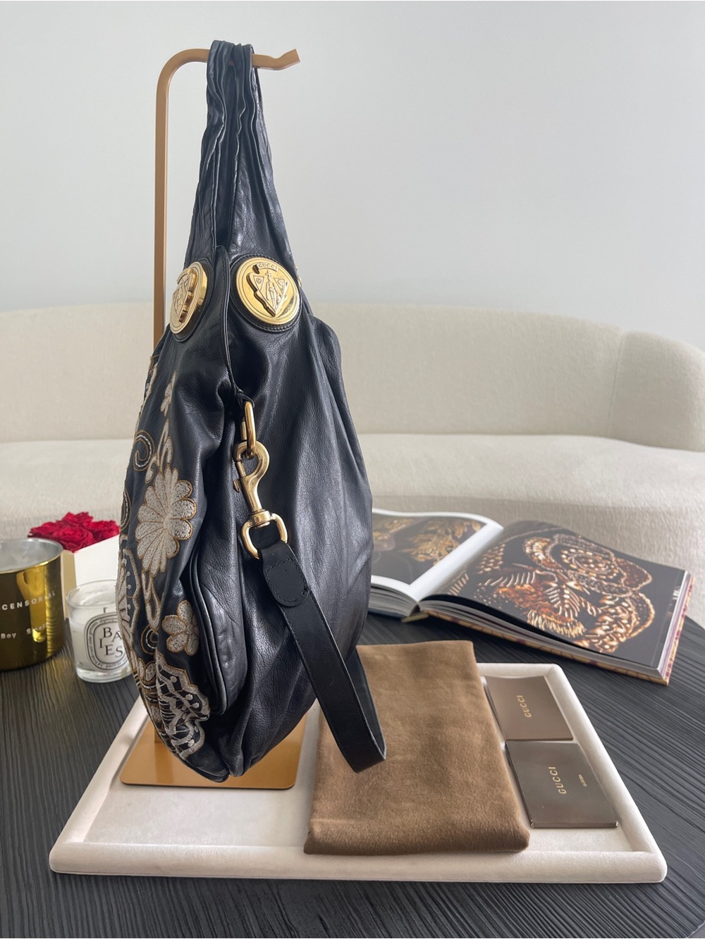 Gucci Hysteria Large Hobo Bag Black Leather Floral Embroidered Vintage $4500 - Picture 4 of 17